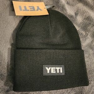 YETI Logo Beanie (unisex)